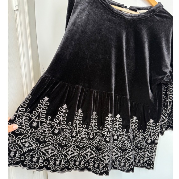Savanna Jane Black Velvet Embroidered Top Sz S‎ 3/4 Bell Sleeve Boho Chic Blouse - Picture 3 of 8